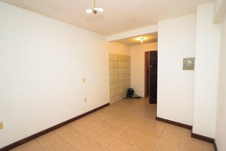 Casa à venda com 650m², 4 quartos e 7 vagas Casa à venda com 650m², 4 quartos e 7 vagasSuíte 2