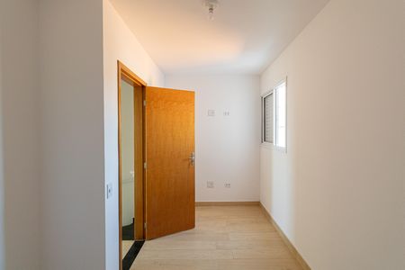 Casa de condomínio à venda com 118m², 2 quartos e 2 vagasSuíte 1