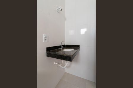 Casa de condomínio à venda com 118m², 2 quartos e 2 vagasBanheiro Suíte 1