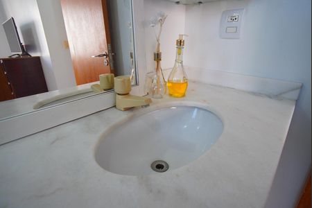 Apartamento à venda com 67m², 2 quartos e 1 vagaBanheiro da Suíte