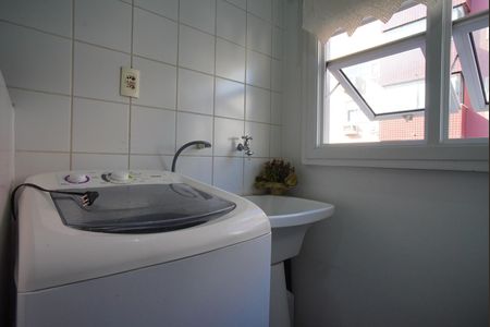 Apartamento à venda com 67m², 2 quartos e 1 vagaCozinha e Área de Serviço