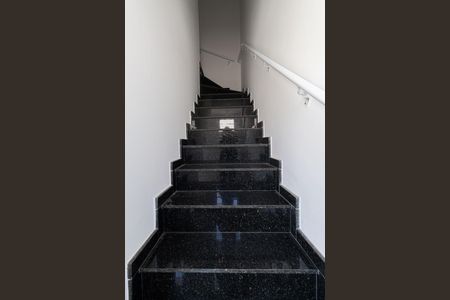 Casa de condomínio à venda com 118m², 2 quartos e 2 vagasEscadas 