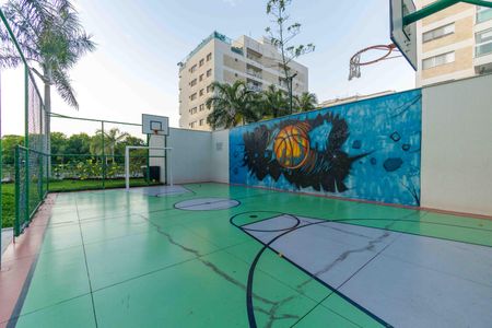 Apartamento à venda com 363m², 4 quartos e 4 vagas Apartamento à venda com 363m², 4 quartos e 4 vagasÁrea Comum Quadra