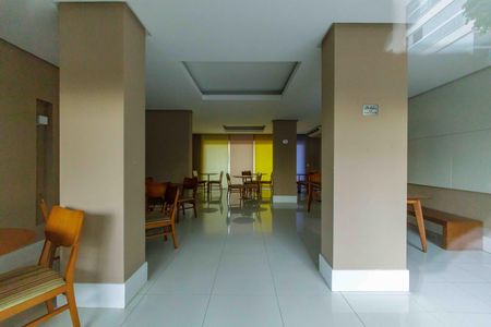 Apartamento à venda com 363m², 4 quartos e 4 vagas Apartamento à venda com 363m², 4 quartos e 4 vagasÁrea Comum Salão de Festas