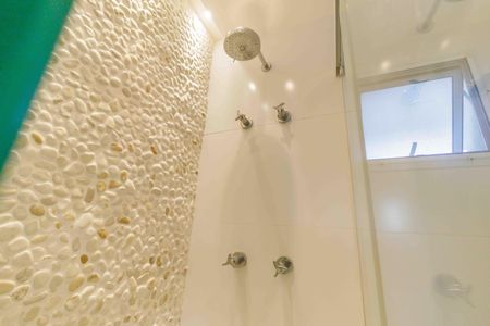 Apartamento à venda com 363m², 4 quartos e 4 vagas Apartamento à venda com 363m², 4 quartos e 4 vagasBanheiro Social