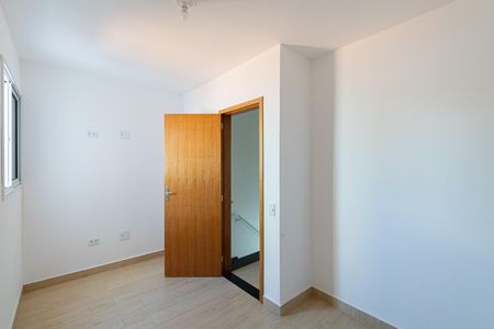 Casa de condomínio à venda com 118m², 2 quartos e 2 vagasSuíte 