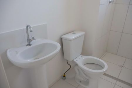 Apartamento à venda com 49m², 3 quartos e 1 vaga Apartamento à venda com 49m², 3 quartos e 1 vagaBanheiro
