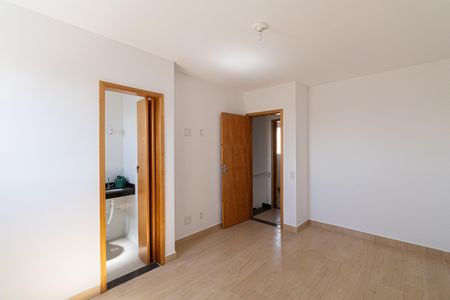 Casa de condomínio à venda com 118m², 2 quartos e 2 vagasSuíte 1