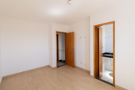 Casa de condomínio à venda com 118m², 2 quartos e 2 vagasQuarto 1