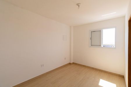 Casa de condomínio à venda com 117m², 2 quartos e 2 vagasSuíte 2