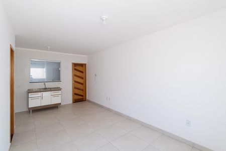 Casa de condomínio à venda com 117m², 2 quartos e 2 vagasSala