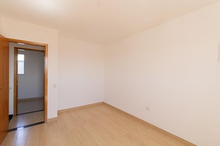 Casa de condomínio à venda com 117m², 2 quartos e 2 vagasSuíte 2