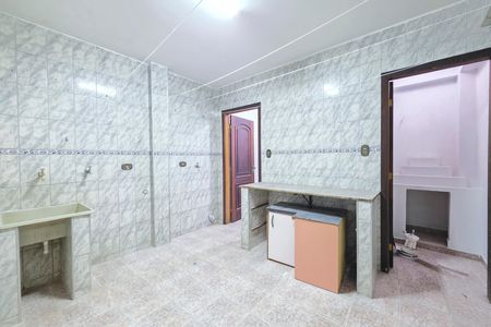 Casa para alugar com 284m², 5 quartos e 2 vagasCozinha / Área de Serviço