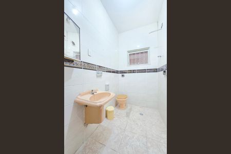 Casa para alugar com 284m², 5 quartos e 2 vagasBanheiro