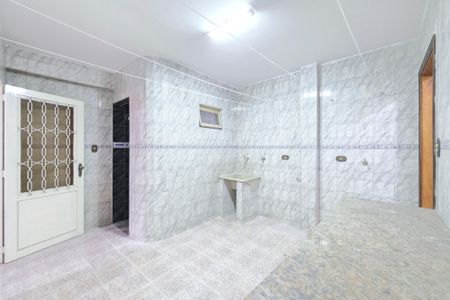 Casa para alugar com 284m², 5 quartos e 2 vagasCozinha / Área de Serviço