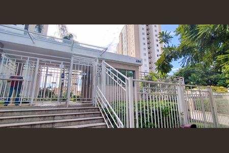 Apartamento à venda com 52m², 2 quartos e 1 vaga Apartamento à venda com 52m², 2 quartos e 1 vagaFachada