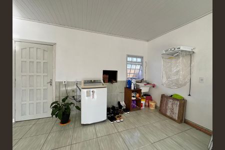 Casa à venda com 102m², 2 quartos e 1 vaga Casa à venda com 102m², 2 quartos e 1 vagaGaragem