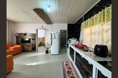 Casa à venda com 102m², 2 quartos e 1 vaga Casa à venda com 102m², 2 quartos e 1 vagaCozinha