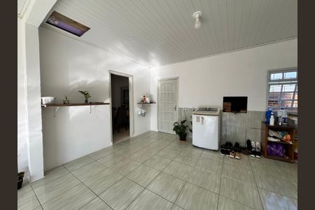 Casa à venda com 102m², 2 quartos e 1 vaga Casa à venda com 102m², 2 quartos e 1 vagaGaragem