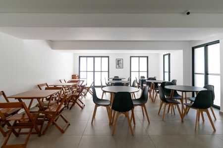 Studio para alugar com 28m², 1 quarto e sem vagaÁrea comum - Salão de festas