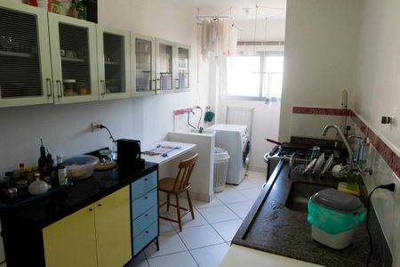Apartamento à venda com 75m², 2 quartos e sem vaga Apartamento à venda com 75m², 2 quartos e sem vagaCozinha