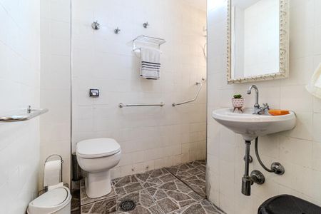 Studio para alugar com 53m², 1 quarto e sem vaga Studio para alugar com 53m², 1 quarto e sem vagaBanheiro
