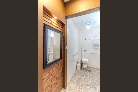 Studio para alugar com 53m², 1 quarto e sem vaga Studio para alugar com 53m², 1 quarto e sem vagaBanheiro