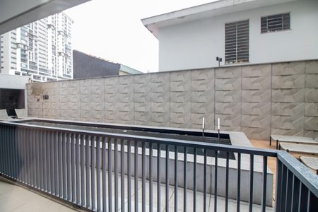 Studio à venda com 25m², 1 quarto e sem vagaÁrea comum - Piscina