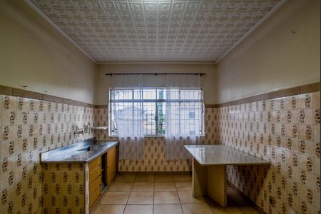 Casa à venda com 217m², 2 quartos e 3 vagasCozinha