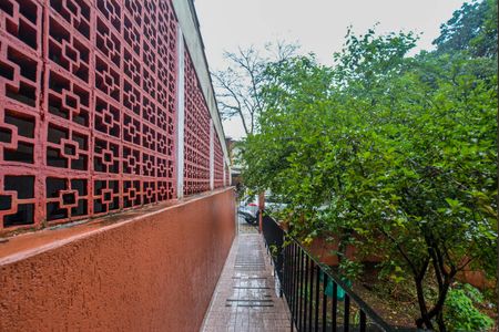 Casa à venda com 217m², 2 quartos e 3 vagasEntrada