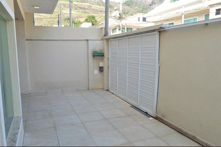 Apartamento à venda com 300m², 4 quartos e 3 vagas Apartamento à venda com 300m², 4 quartos e 3 vagasGaragem