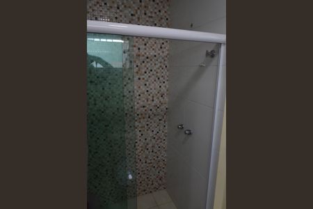 Apartamento à venda com 300m², 4 quartos e 3 vagas Apartamento à venda com 300m², 4 quartos e 3 vagasBanheiro 2