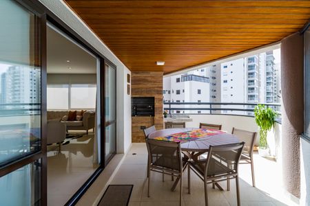 Apartamento para alugar com 168m², 3 quartos e 3 vagas Apartamento para alugar com 168m², 3 quartos e 3 vagasSacada da Sala