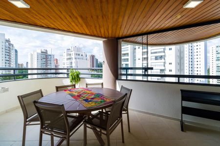 Apartamento para alugar com 168m², 3 quartos e 3 vagas Apartamento para alugar com 168m², 3 quartos e 3 vagasSacada da Sala