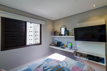 Apartamento para alugar com 168m², 3 quartos e 3 vagas Apartamento para alugar com 168m², 3 quartos e 3 vagasQuarto 2 Suíte