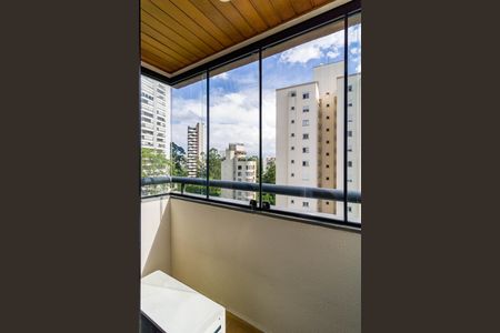 Apartamento para alugar com 168m², 3 quartos e 3 vagas Apartamento para alugar com 168m², 3 quartos e 3 vagasVaranda do Quarto 3