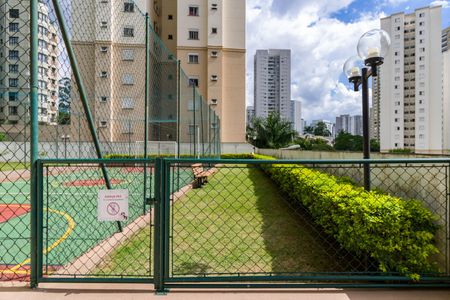 Apartamento para alugar com 168m², 3 quartos e 3 vagas Apartamento para alugar com 168m², 3 quartos e 3 vagasÁrea comum - Quadra