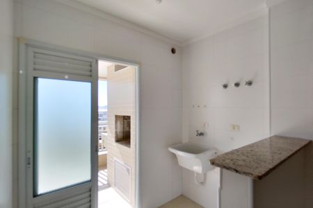 Apartamento para alugar com 123m², 3 quartos e 2 vagas Apartamento para alugar com 123m², 3 quartos e 2 vagasÁrea de Serviço