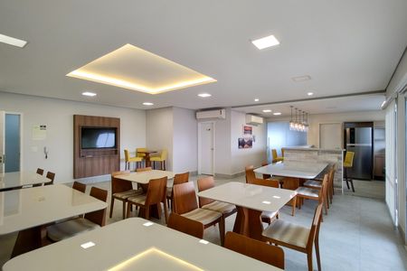 Apartamento para alugar com 123m², 3 quartos e 2 vagas Apartamento para alugar com 123m², 3 quartos e 2 vagasÁrea comum - Salão de festas