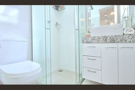 Casa à venda com 87m², 3 quartos e 2 vagas Casa à venda com 87m², 3 quartos e 2 vagasBanheiro suíte