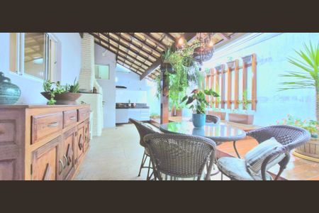 Casa à venda com 87m², 3 quartos e 2 vagas Casa à venda com 87m², 3 quartos e 2 vagasÁrea comum - Churrasqueira