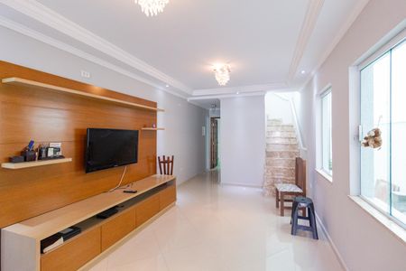 Casa à venda com 147m², 3 quartos e 4 vagas Casa à venda com 147m², 3 quartos e 4 vagasSala