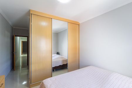 Casa à venda com 147m², 3 quartos e 4 vagas Casa à venda com 147m², 3 quartos e 4 vagasSuíte 1