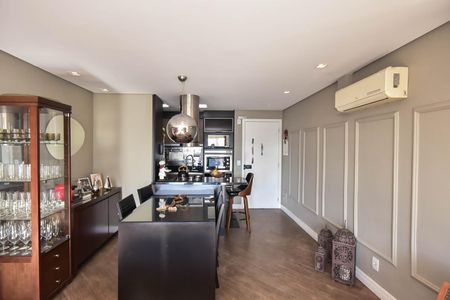 Apartamento à venda com 70m², 2 quartos e 1 vagaSala de Jantar