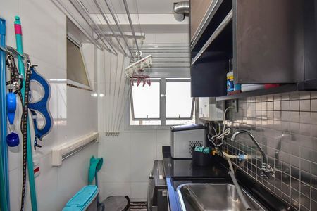 Apartamento à venda com 70m², 2 quartos e 1 vagaÁrea de Serviço