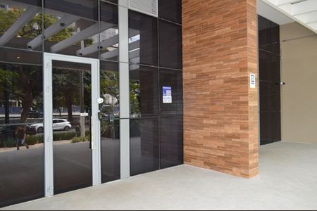 Apartamento à venda com 66m², 2 quartos e 1 vagaFachada + Plaquinha