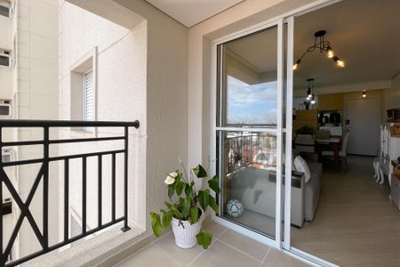 Apartamento à venda com 59m², 2 quartos e 1 vaga Apartamento à venda com 59m², 2 quartos e 1 vagaSacada - Sala