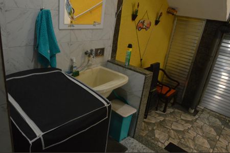 Casa à venda com 360m², 3 quartos e 1 vaga Casa à venda com 360m², 3 quartos e 1 vagaÁrea de Serviço - Casa 1