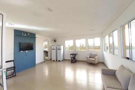 Apartamento para alugar com 47m², 2 quartos e 1 vagaÁrea comum - Salão de festas