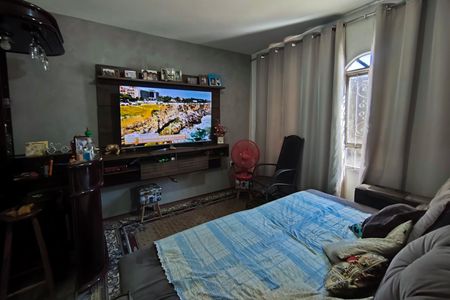 Casa à venda com 125m², 3 quartos e 3 vagasSala